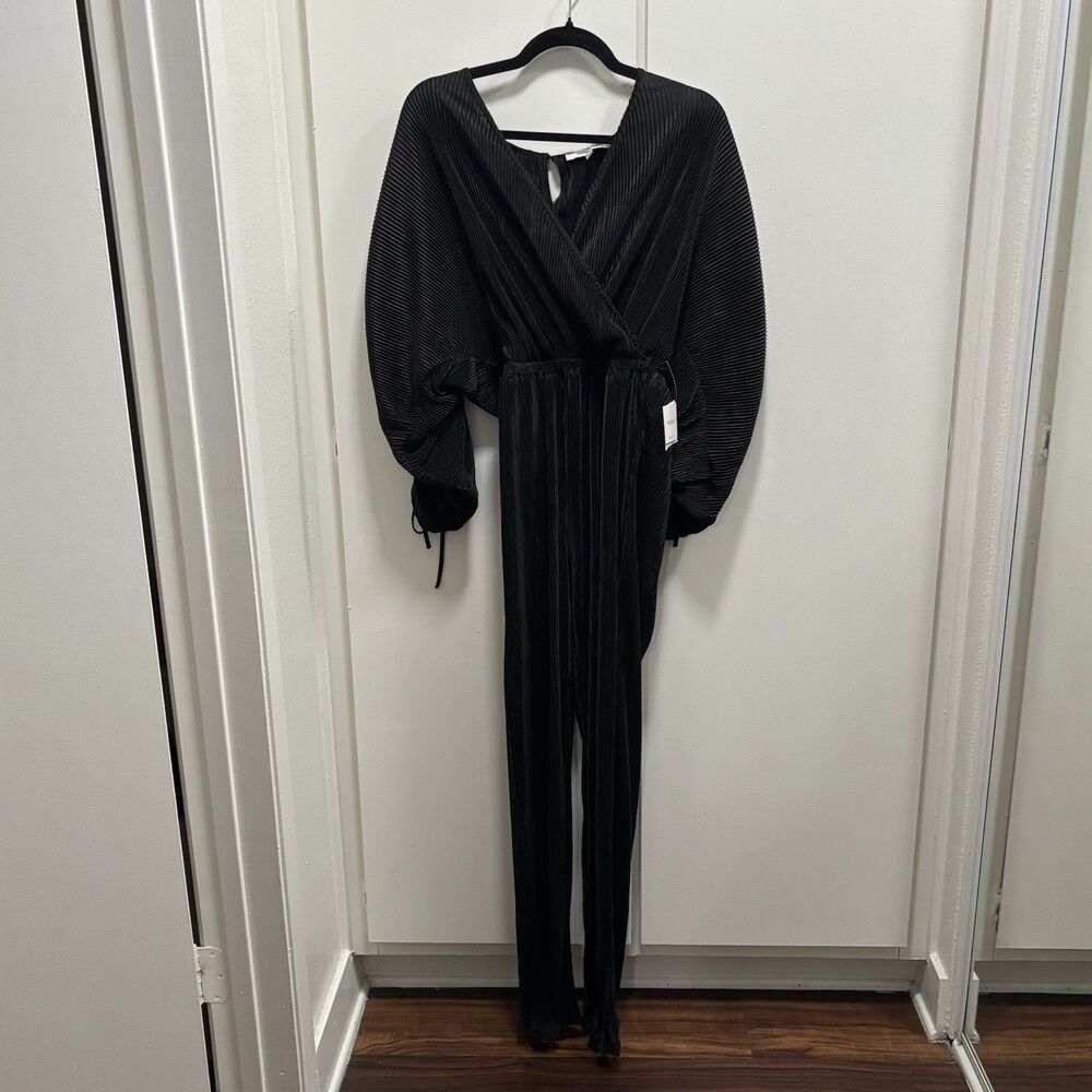 NWT One One Six Sz Small Black Stretchy Pleated Long Sleeve Jumpsuit
